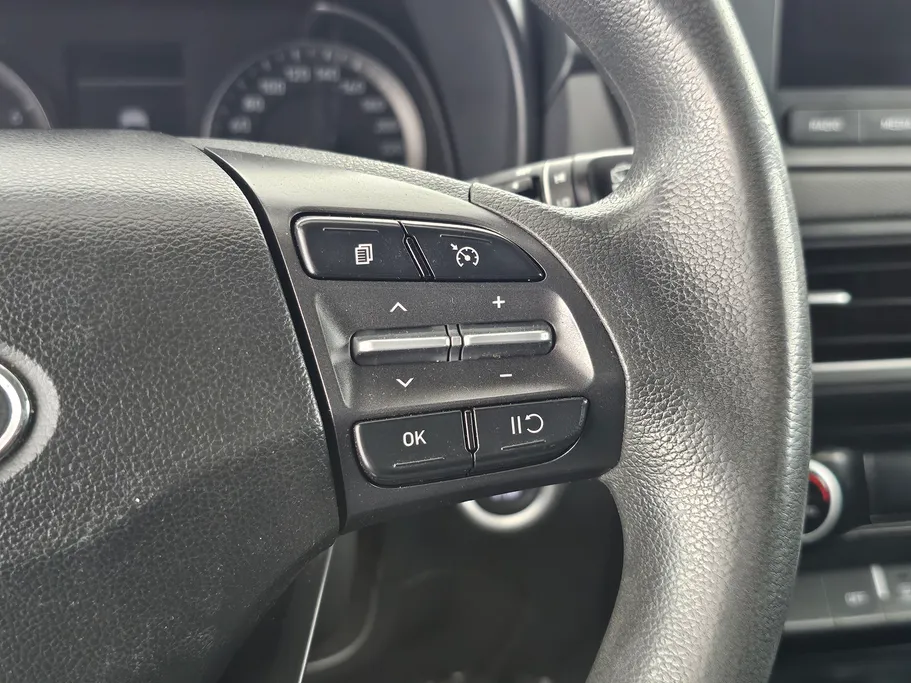 2022 Hyundai Kona SMART 