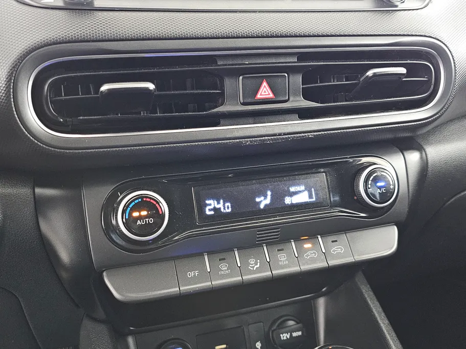 2022 Hyundai Kona SMART 