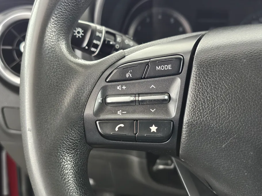 2022 Hyundai Kona SMART 