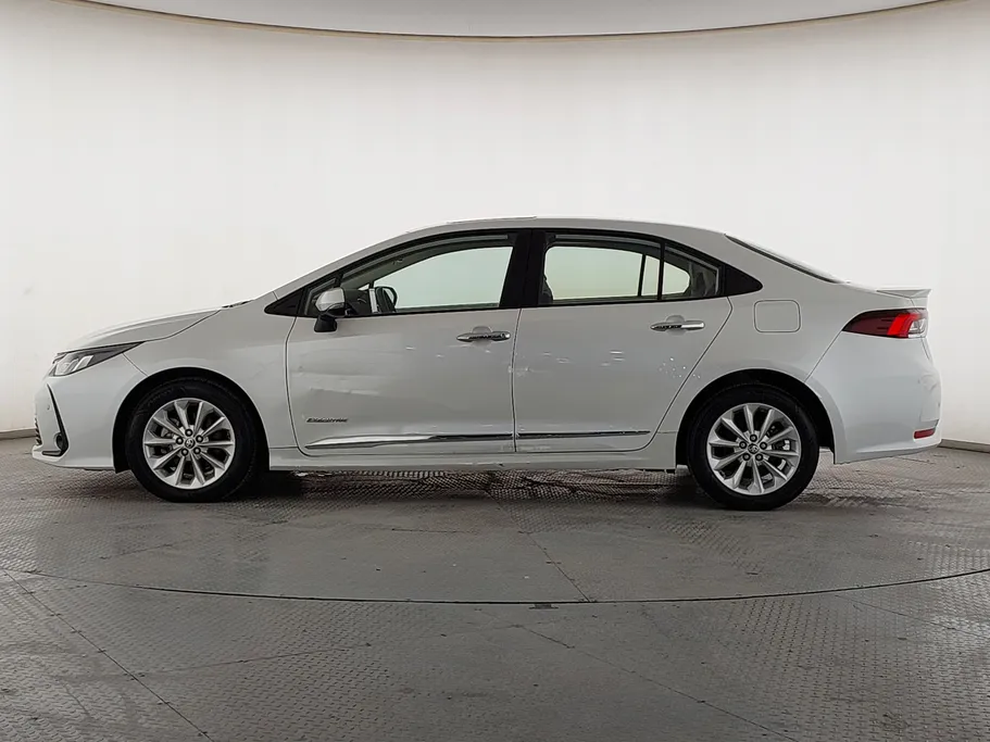 2022 تويوتا Corolla XLI Executive Moonroof 