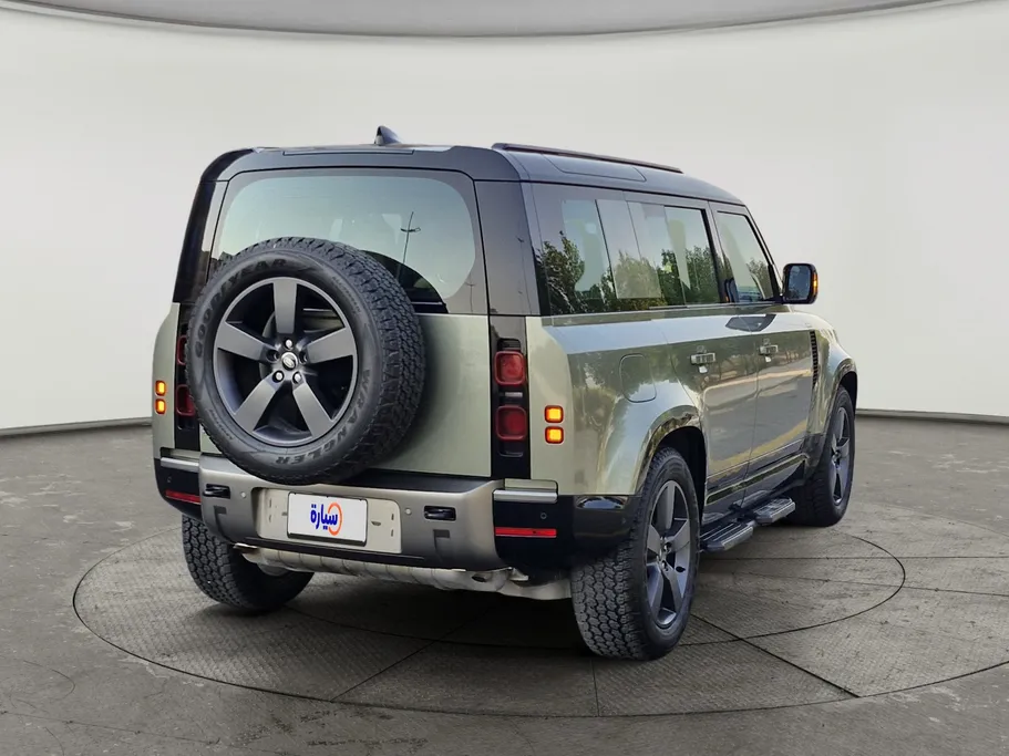 2025 Land Rover Defender P300 S 