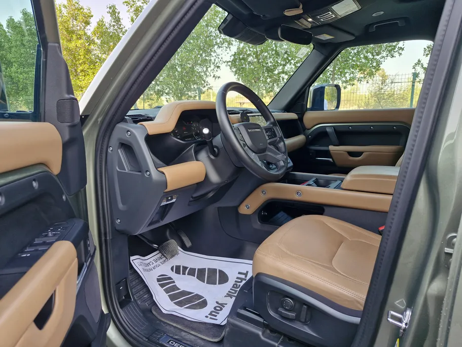 2025 Land Rover Defender P300 S 