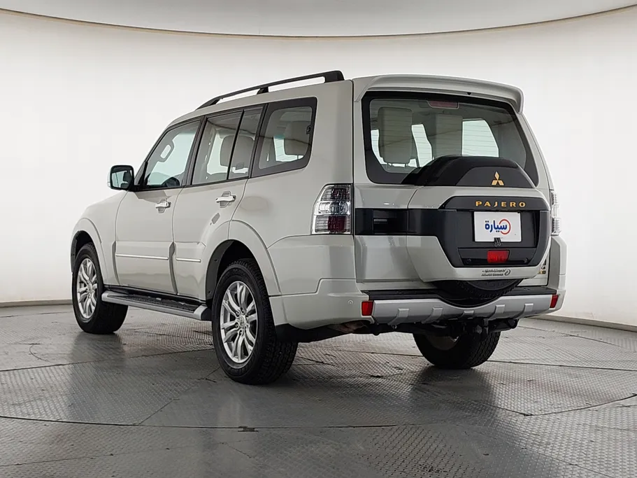 ميتسوبيشي باجيرو GLS 4Doors 2024 