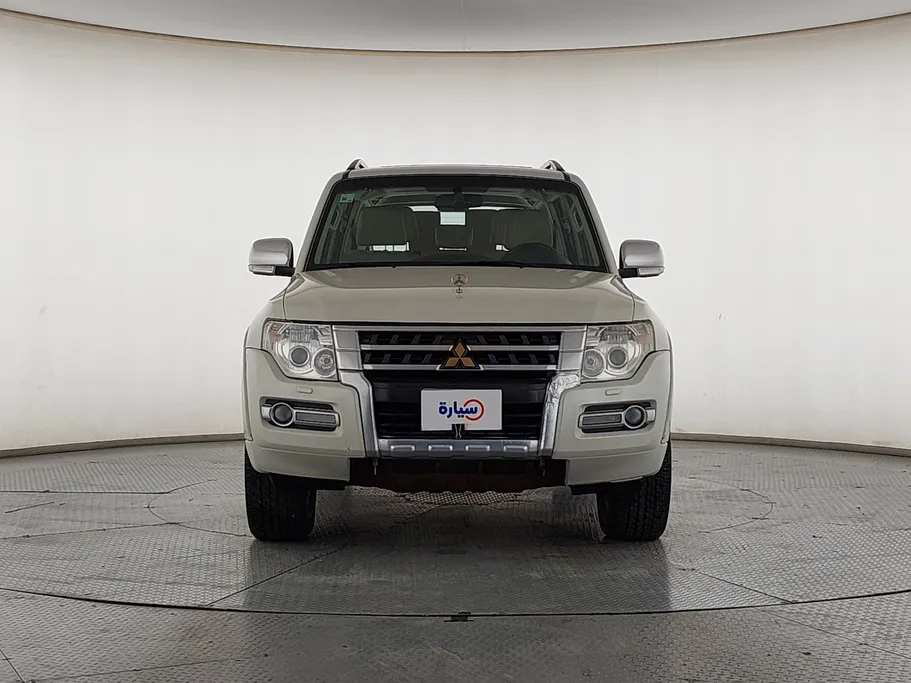 ميتسوبيشي باجيرو GLS 4Doors 2024 