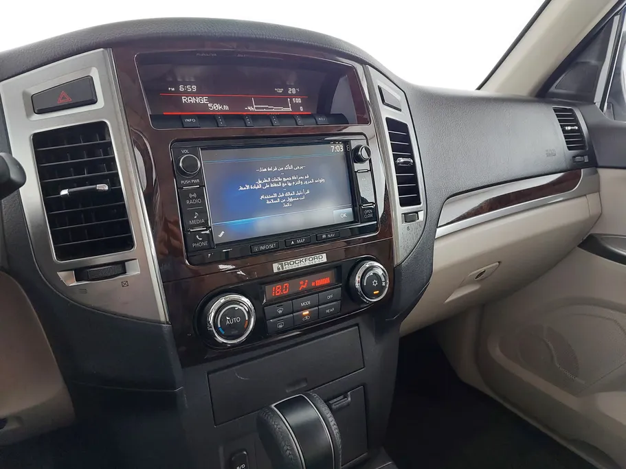 ميتسوبيشي باجيرو GLS 4Doors 2024 