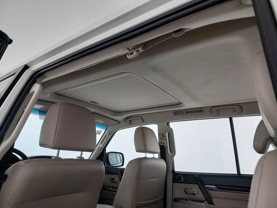 ميتسوبيشي باجيرو GLS 4Doors 2024 