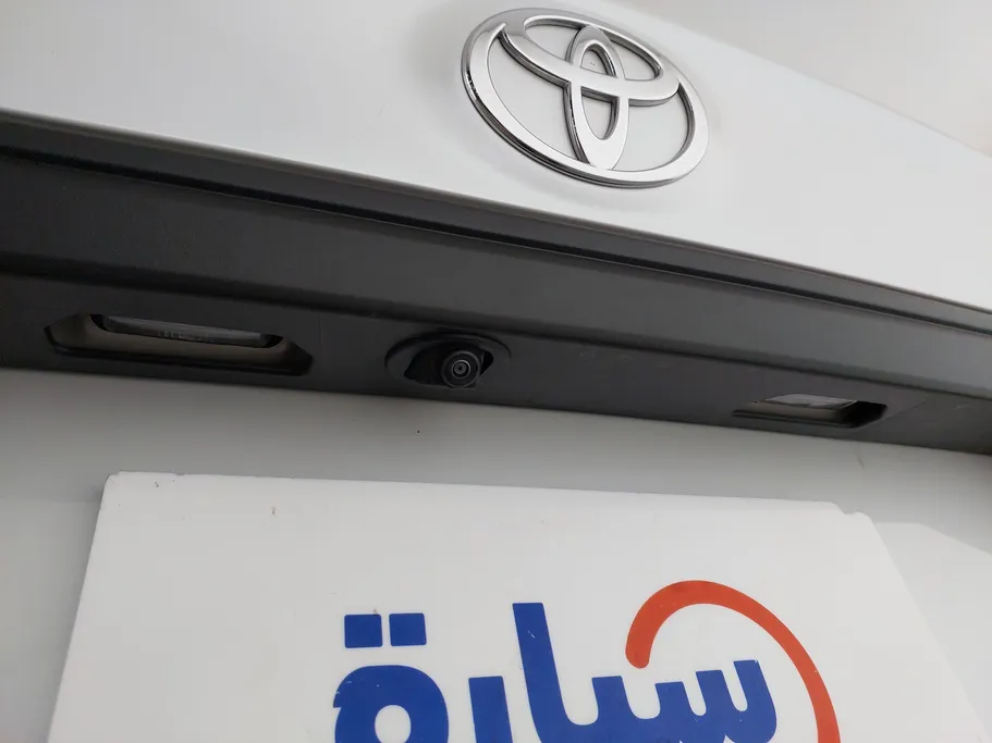 تويوتا يارس Y 2024 