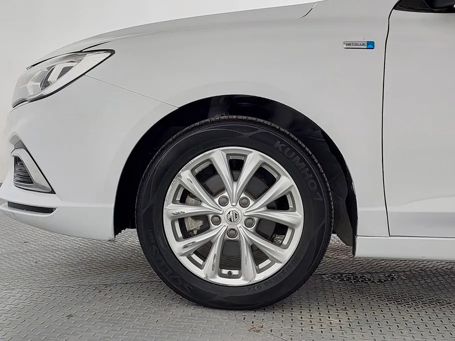 2023 MG 5 STD 