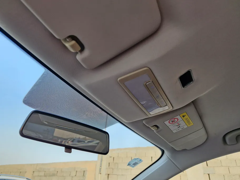 ام جي 5 COM 2022 