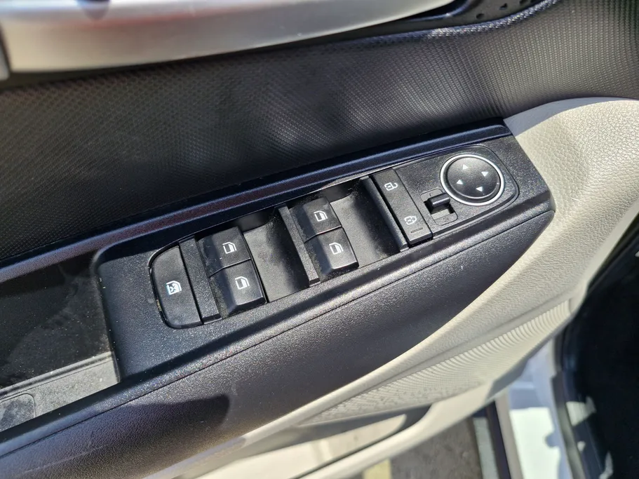2023 Kia SONET LX 