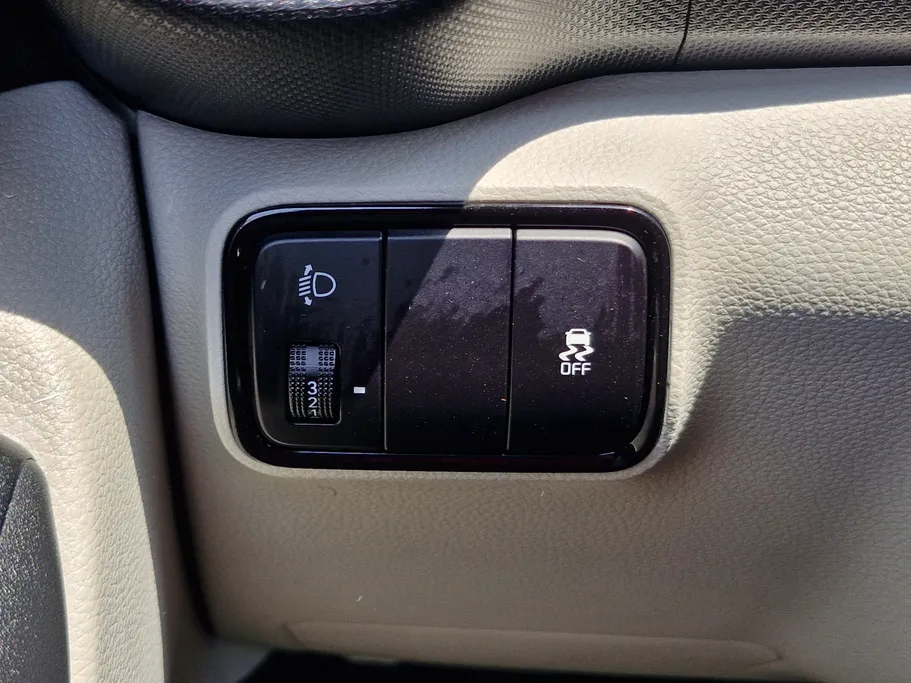 2023 Kia SONET LX 