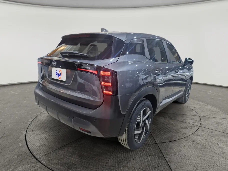 2025 Nissan Kicks S 