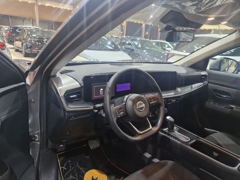 2025 Nissan Kicks S 