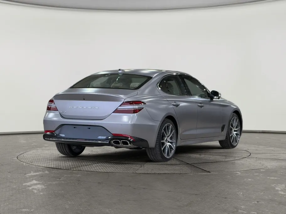 2026 Genesis G70 Prestige 