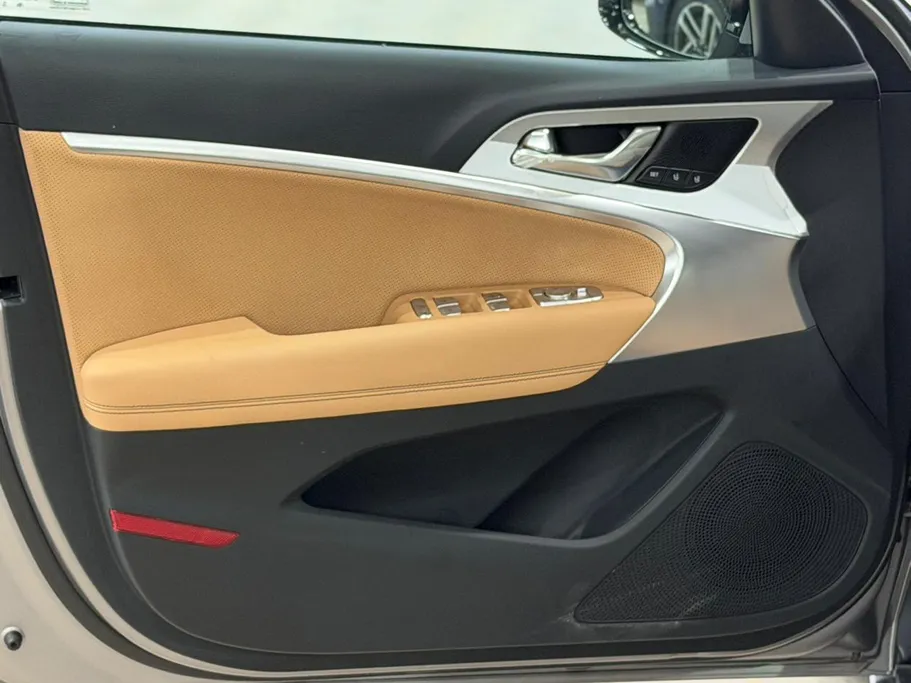 2026 Genesis G70 Prestige 
