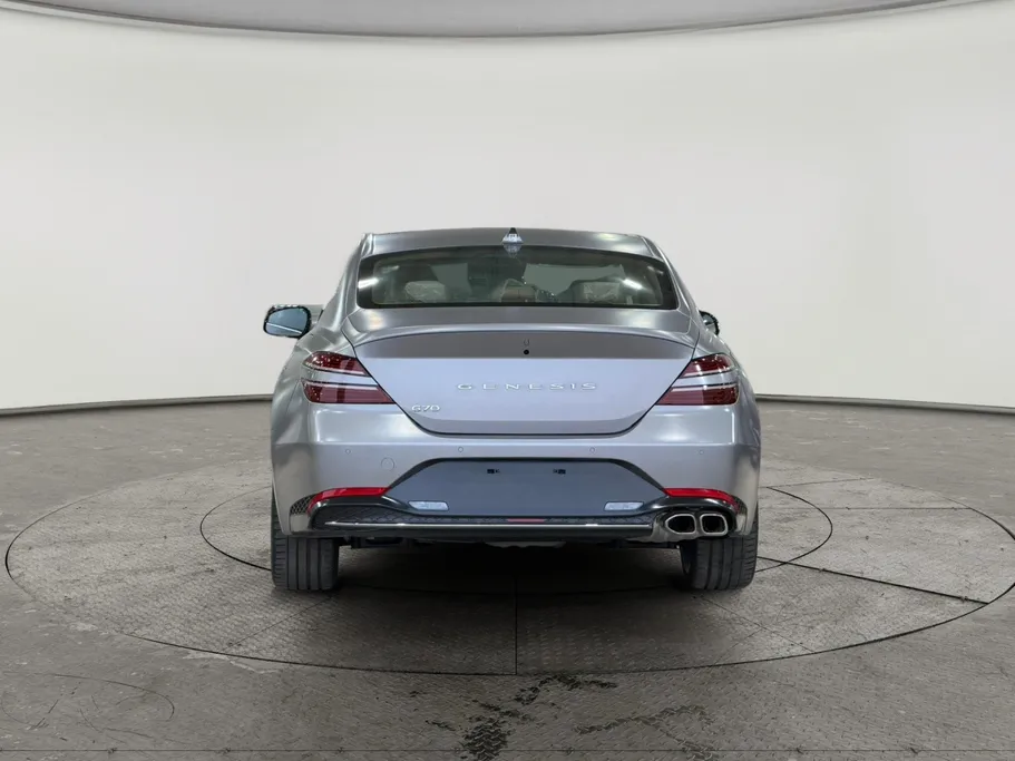 2026 Genesis G70 Prestige 