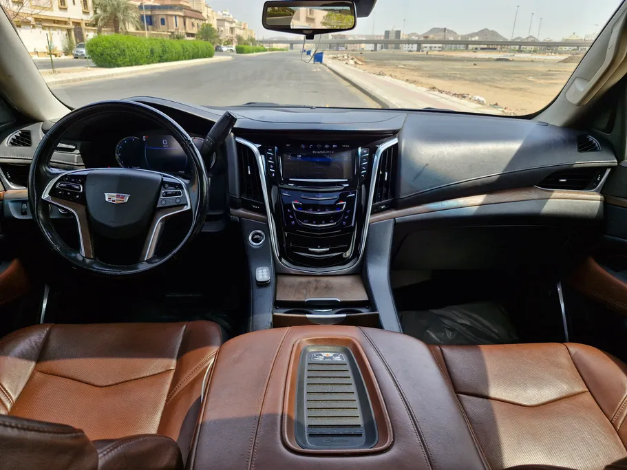 كاديلاك اسكاليد Premium Luxury 2018 