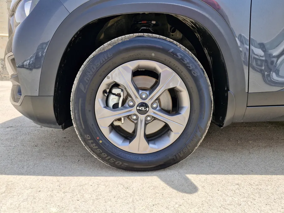 2023 Kia Seltos LX 