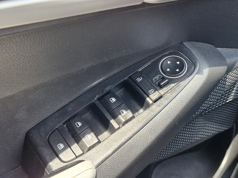2023 Kia Seltos LX 