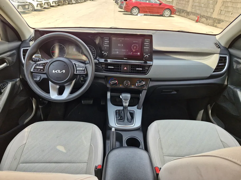 2023 Kia Seltos LX 