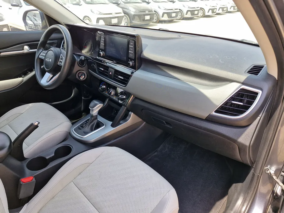 2023 Kia Seltos LX 