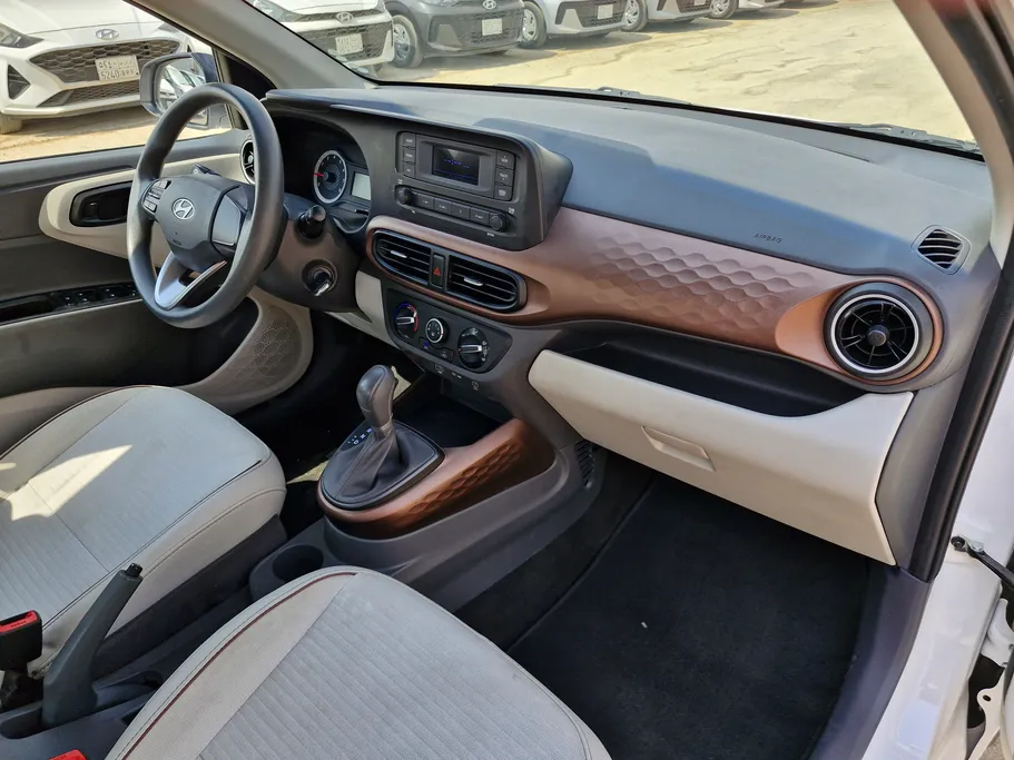 هيونداي Grand i10 فلييت 2024 