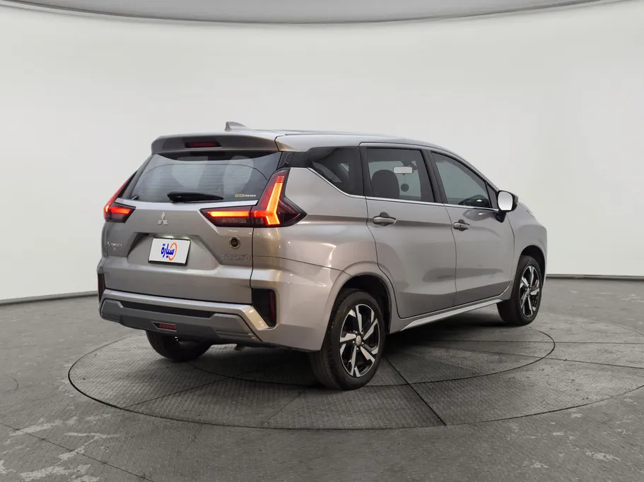 2024 Mitsubishi XPANDER HL 