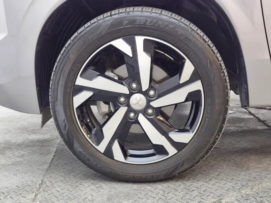 2024 Mitsubishi XPANDER HL 