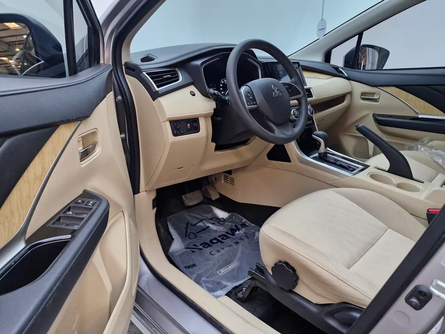 2024 Mitsubishi XPANDER HL 