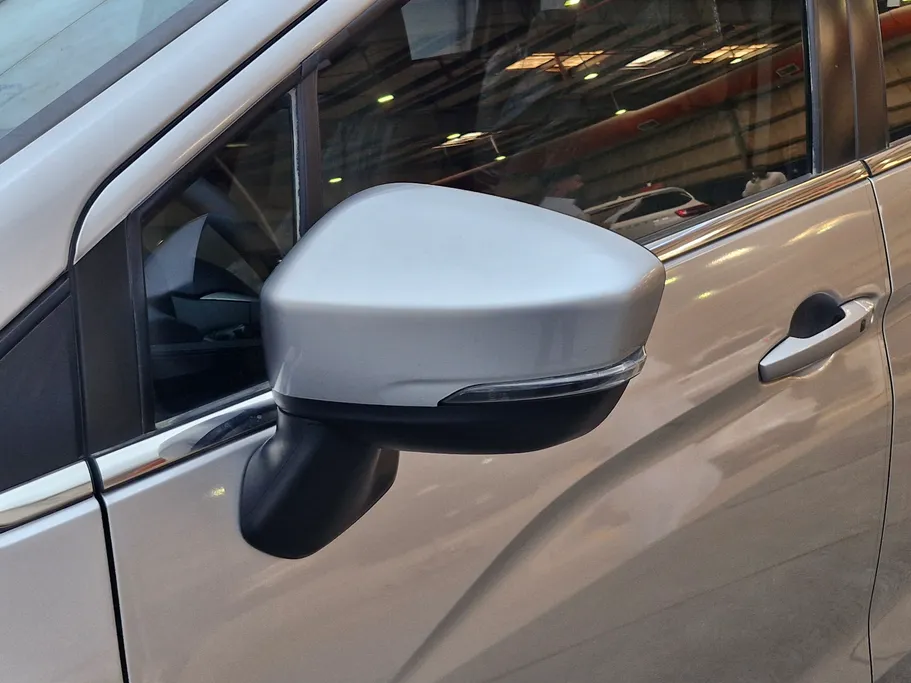 2024 Mitsubishi XPANDER HL 