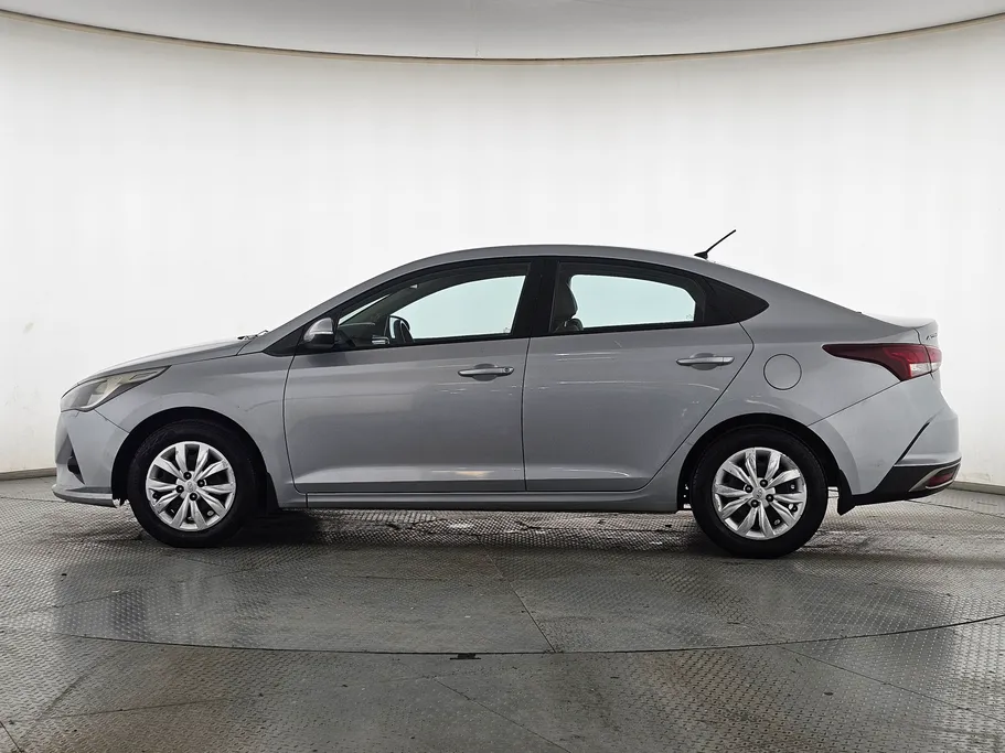 2021 Hyundai Accent Smart 