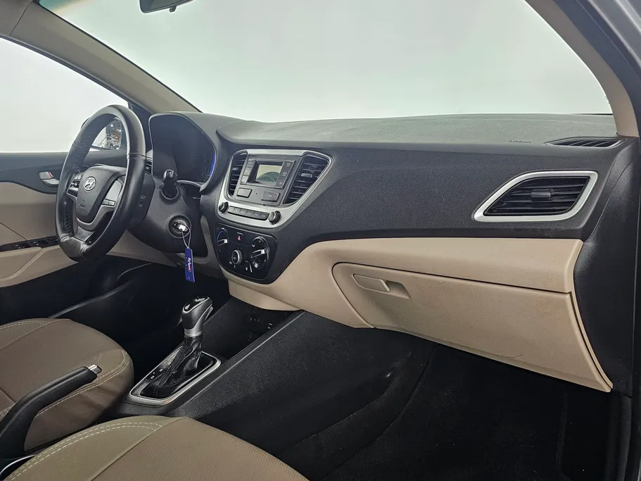 2021 Hyundai Accent Smart 