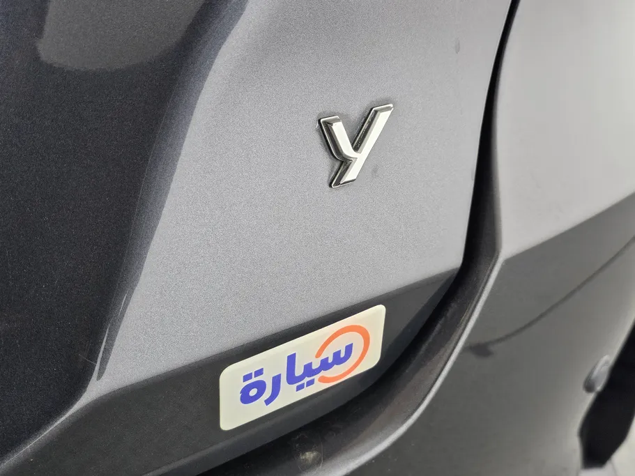 تويوتا يارس Y 2023 
