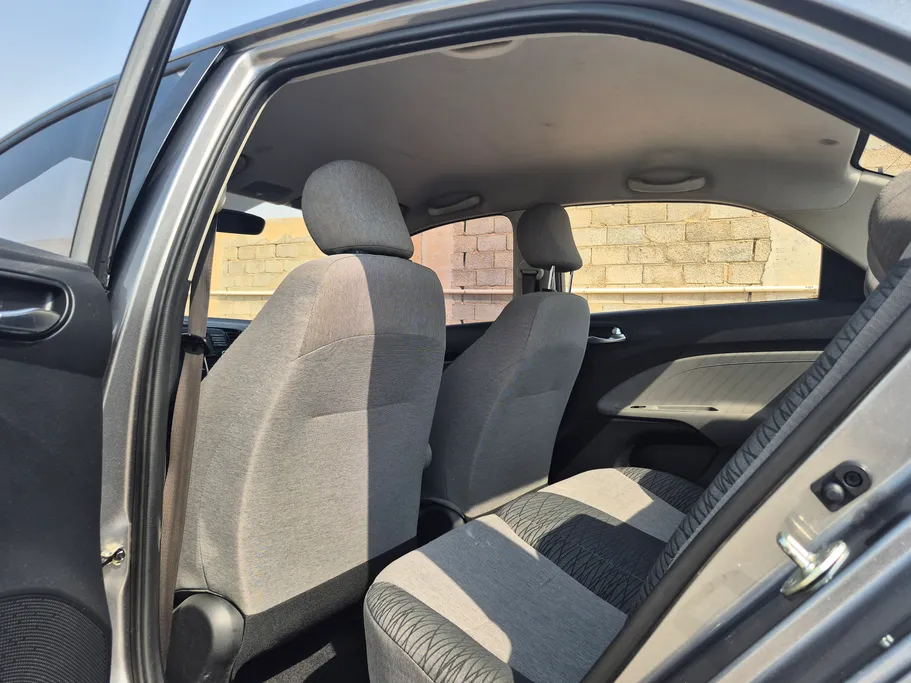2024 Kia Pegas LX 