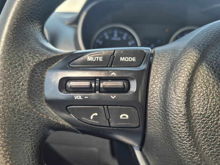 2024 Kia Pegas LX 