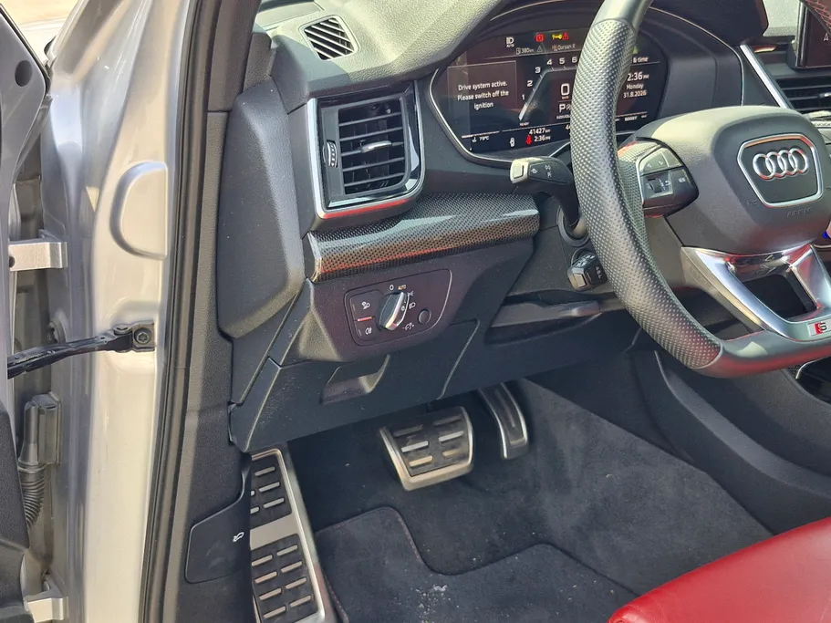 2023 Audi SQ5  