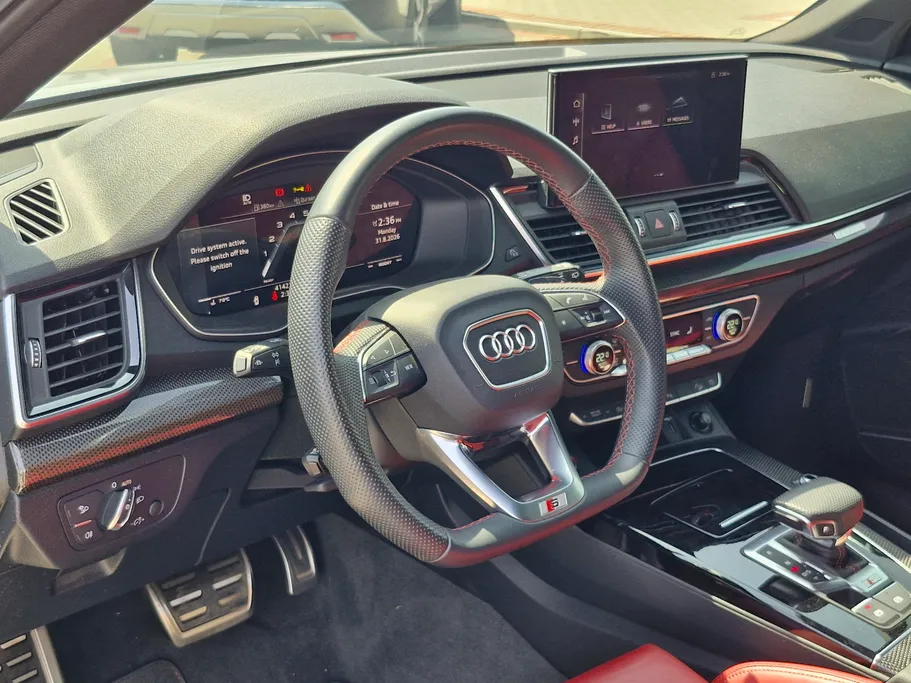 2023 Audi SQ5  