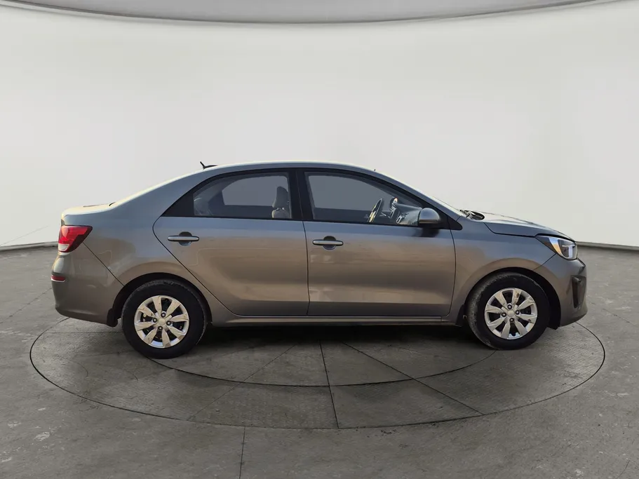 2025 Kia Pegas LX 