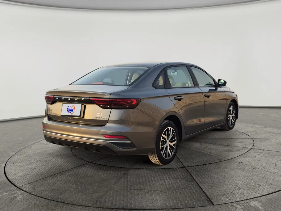جيلي امجراند GS 2024 