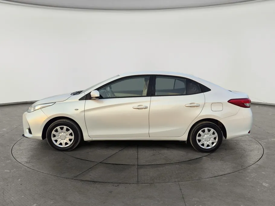 2022 تويوتا Yaris  Y 