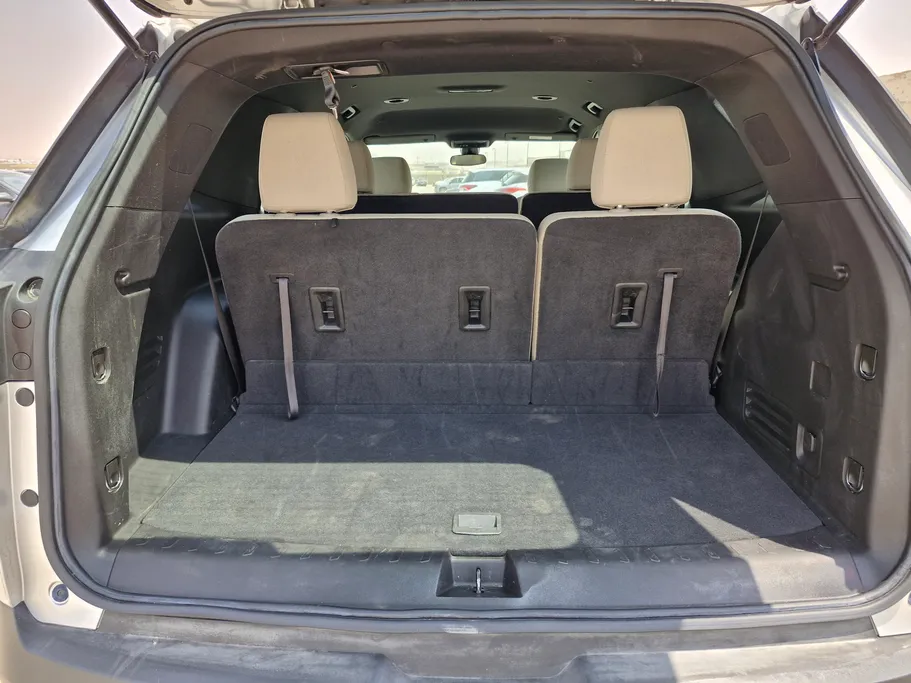 2022 Chevrolet Traverse LT 