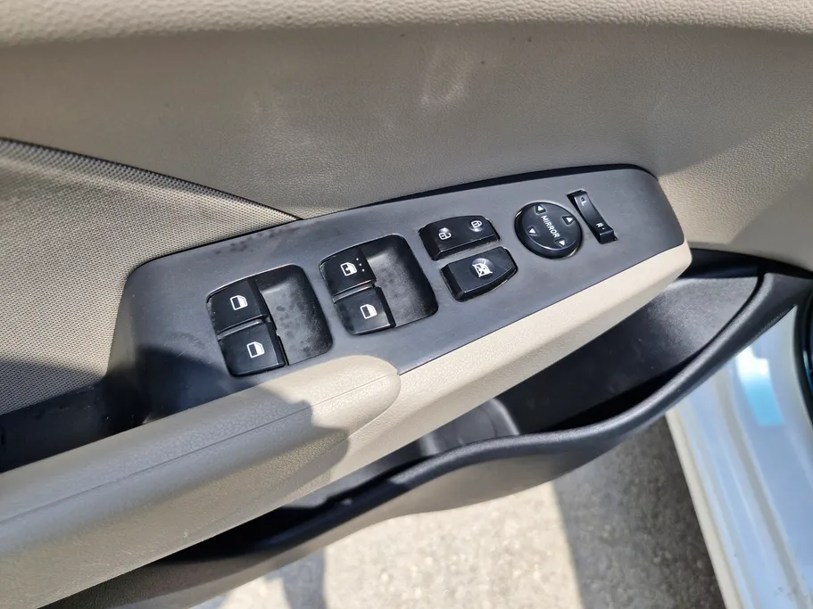2023 Hyundai Accent Smart 