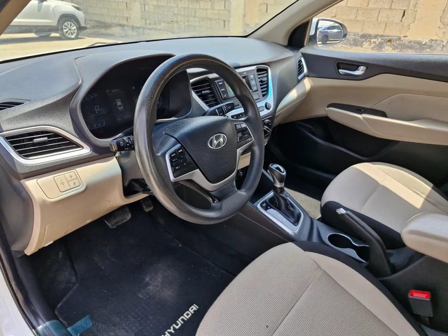 2023 Hyundai Accent Smart 