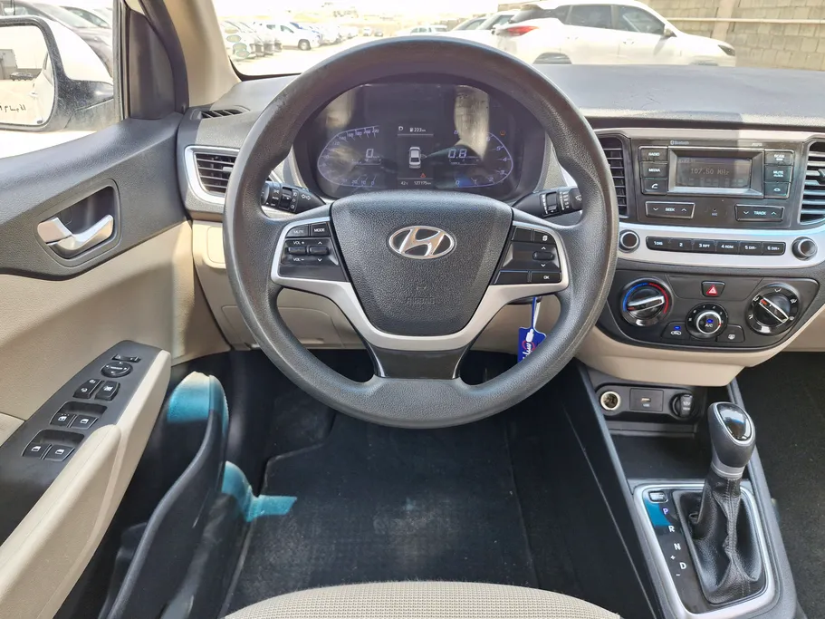 2023 Hyundai Accent Smart 
