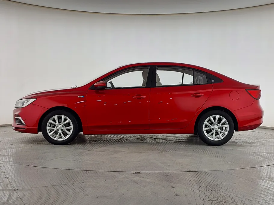 2022 MG 5 STD 
