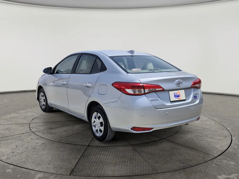 2022 Toyota Yaris  Y 