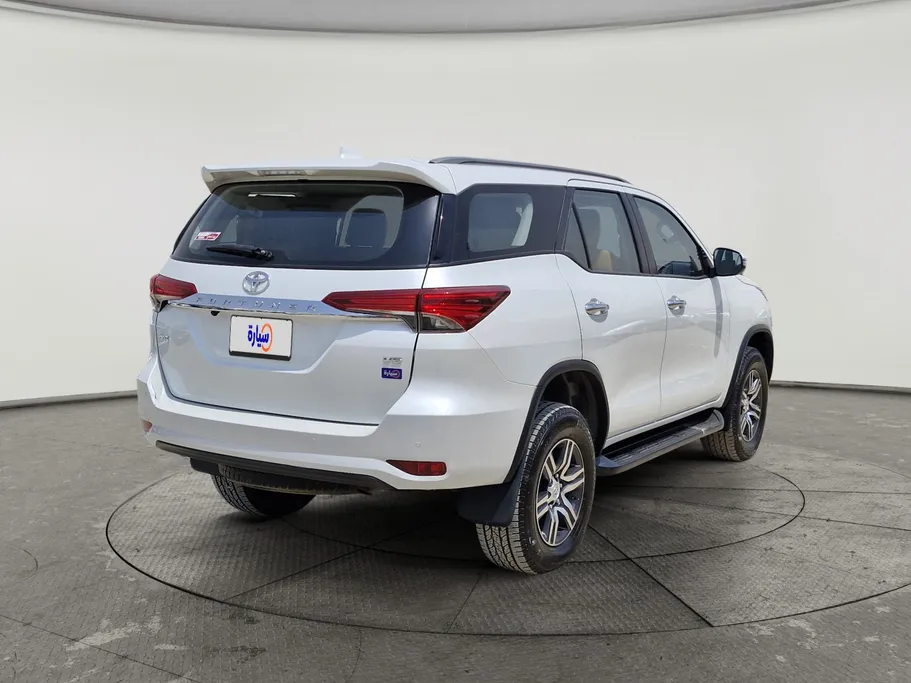 2023 Toyota Fortuner VX 