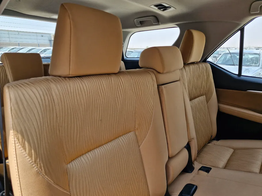 2023 Toyota Fortuner VX 