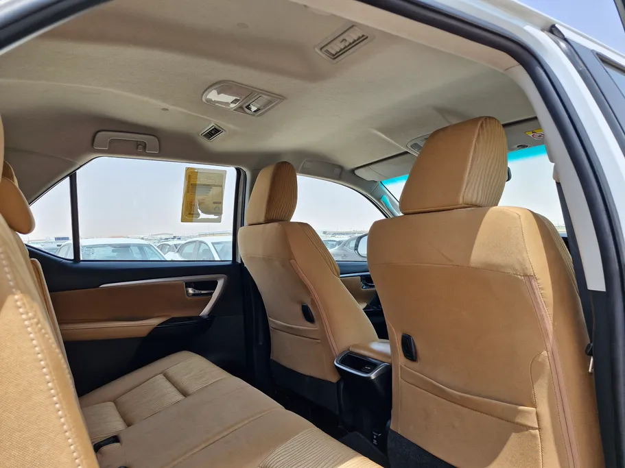 2023 Toyota Fortuner VX 