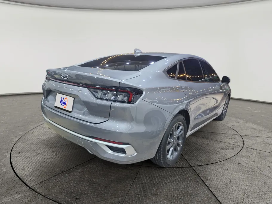 2023 Ford Taurus Trend 